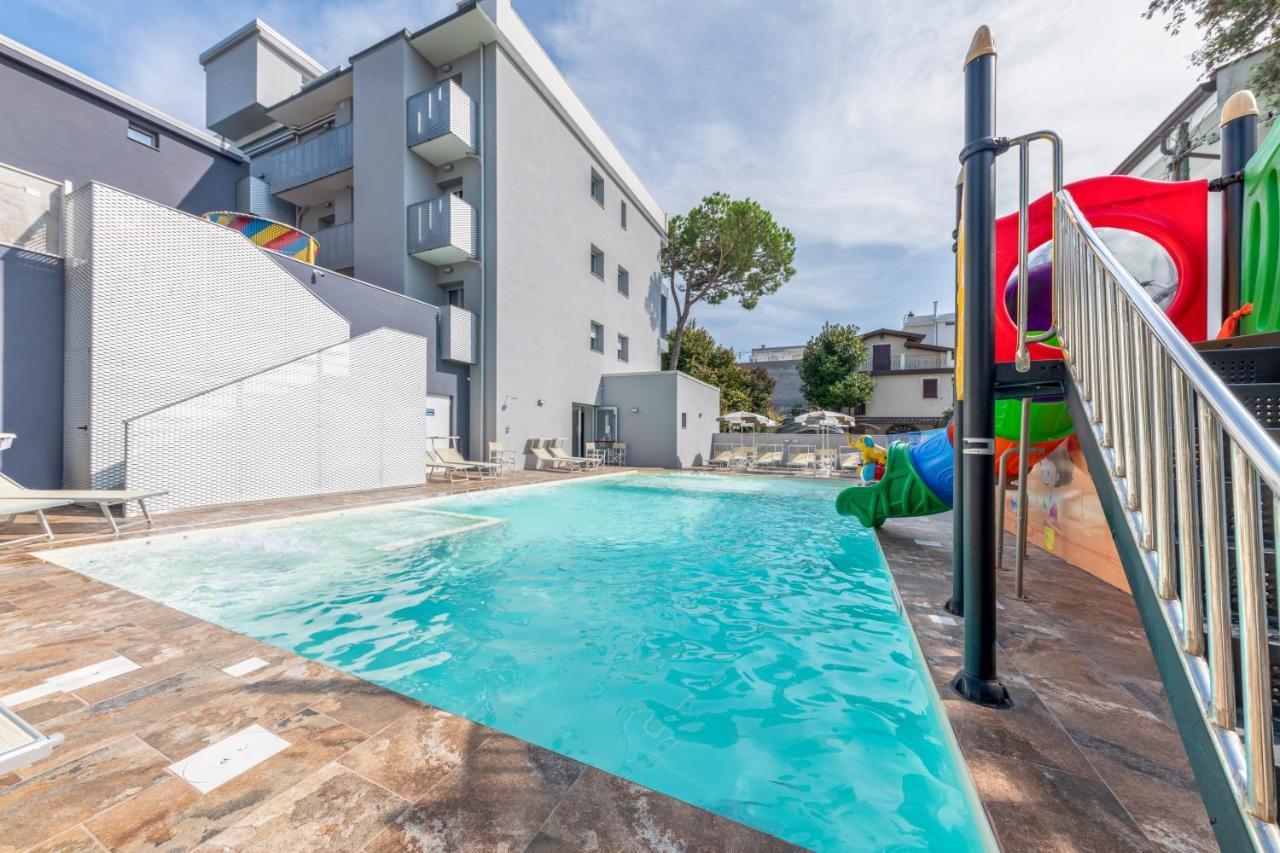 Residence Filmare Riccione Exterior photo